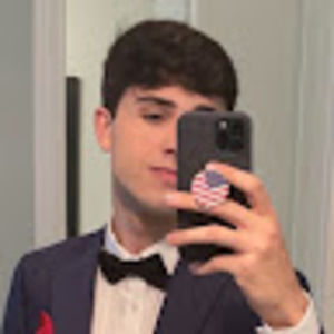 Meet your Posher, Luis